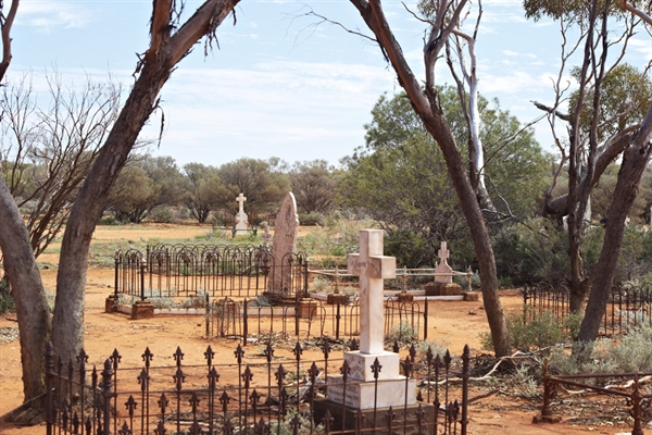 Menzies Cemetery, archived photograph 2